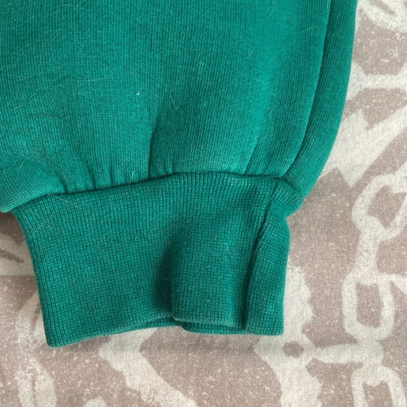 Crewneck sweatshirt. - Picture 5 of 6